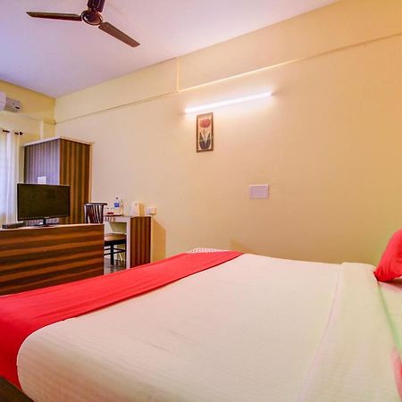 Capital O 17320 Vijaya Residency Manipal Extérieur photo
